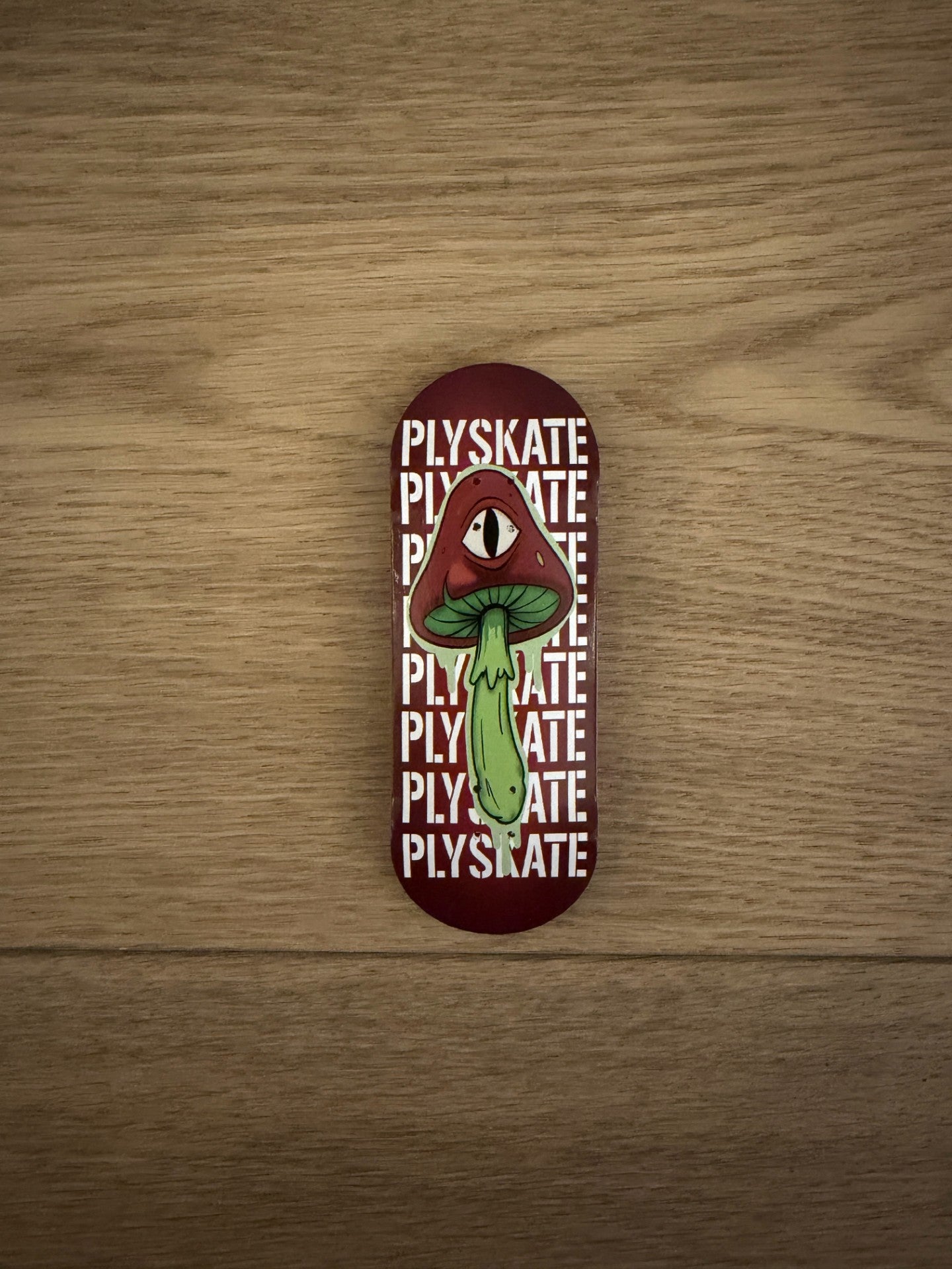 Plyskate Fingerboard Deck 34x98mm — Slime Sight